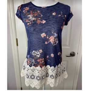 ONE WORLD XSmall Top with Laced Bottom NWT